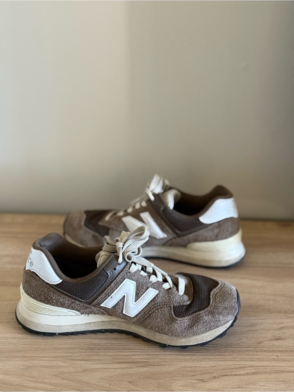 New Balance 574 – Dark Mushroom | Men’s 8 / Women’s 6.5